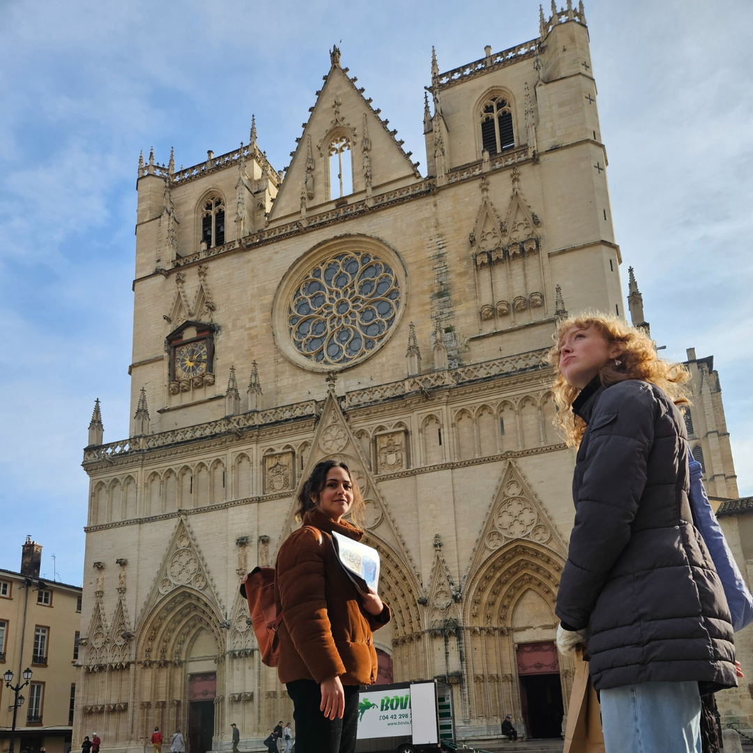 Shirine, guide food tour Lyon