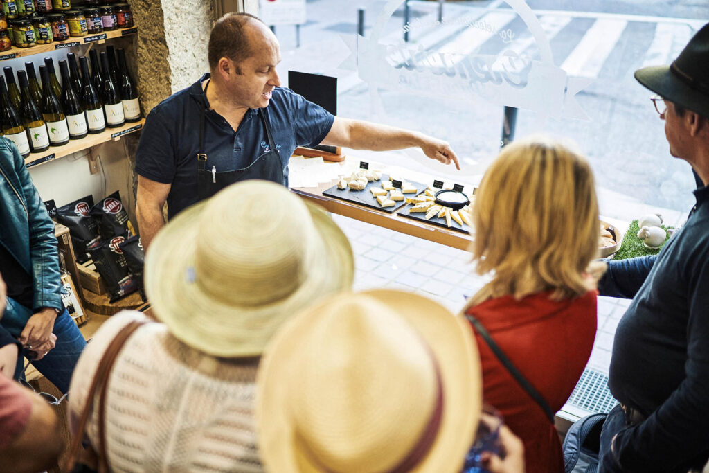 Food tour Lyon — découvrez la gastronomie lyonnaise avec un guide local